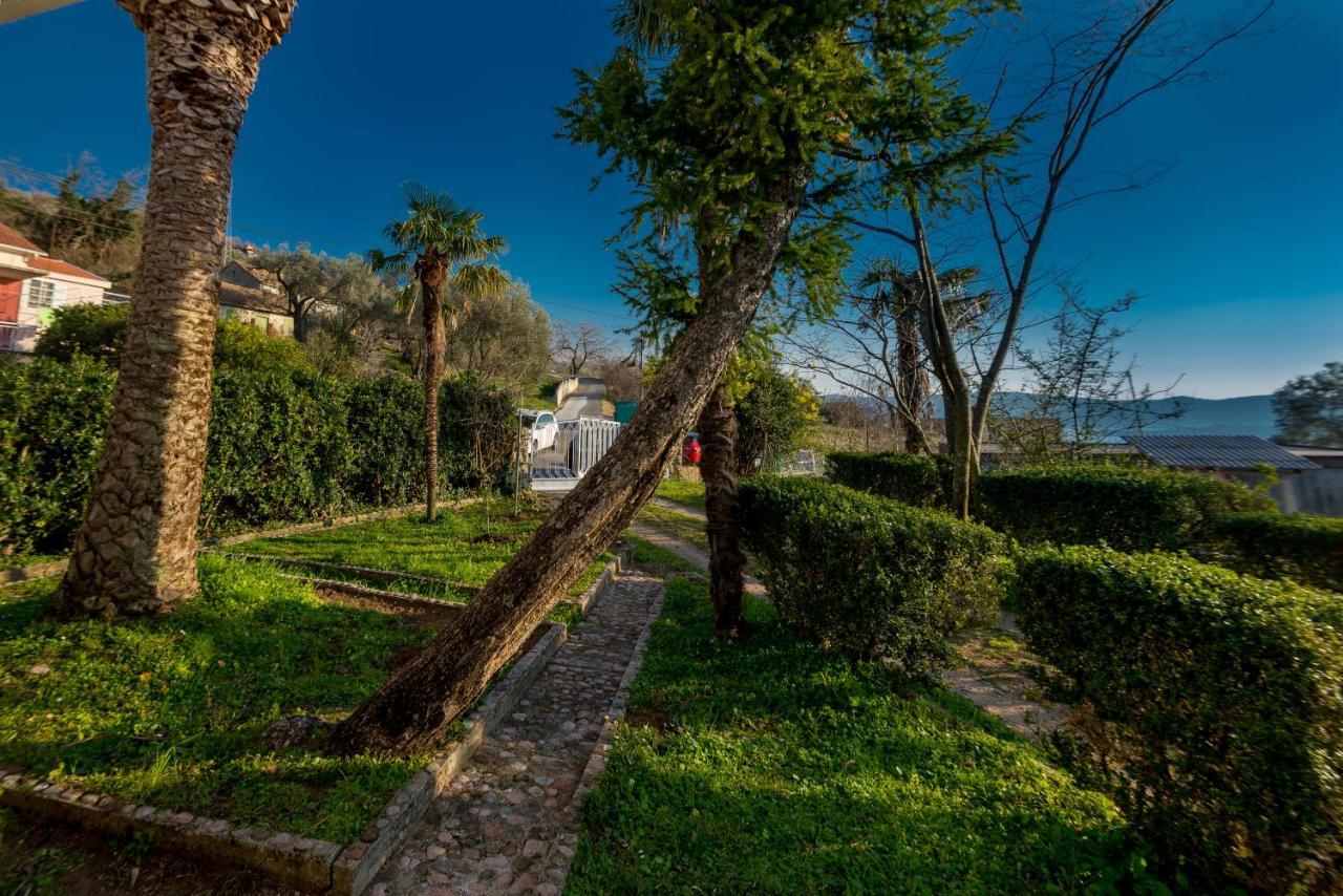 טיווט Holiday Home Nives מראה חיצוני תמונה